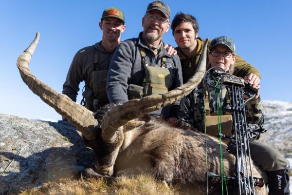 family-hunting-trip-gredos-ibex-hunt